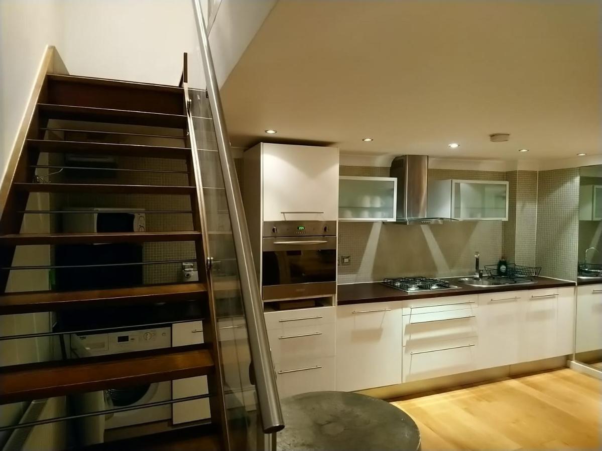 Dockside Villa London Kültér fotó